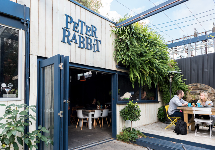 Peter Rabbit Afelaide Top 6 quán café hoa rực rỡ ở Adelaide - Fantasea Travel